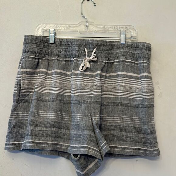 Artisan Ny gray white striped pull on tie waist shorts Size XL EUC - Picture 1 of 7